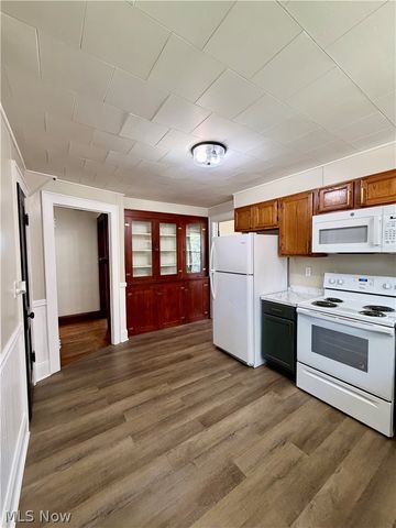 1728 Beaver Street, Parkersburg, WV 26101