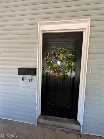 1728 Beaver Street, Parkersburg, WV 26101
