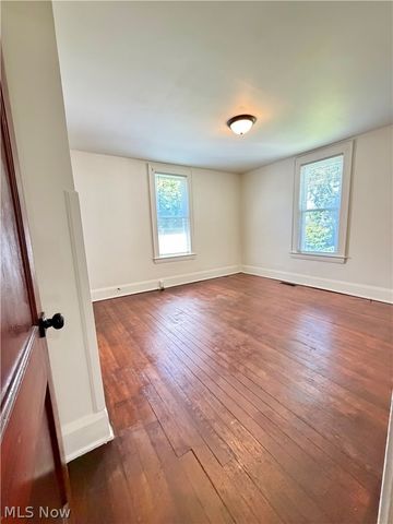 1728 Beaver Street, Parkersburg, WV 26101
