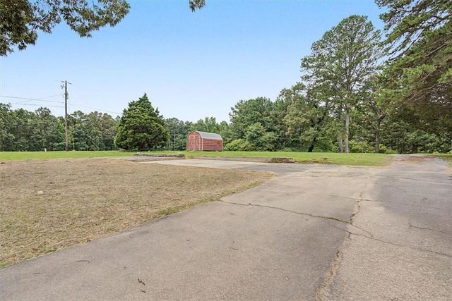 4487 Joe Frank Harris Parkway NW, Adairsville, GA 30103