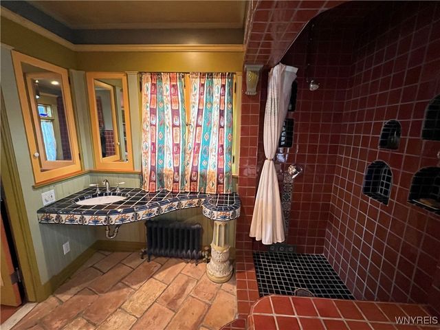 189 Bidwell Parkway, Buffalo, NY 14222