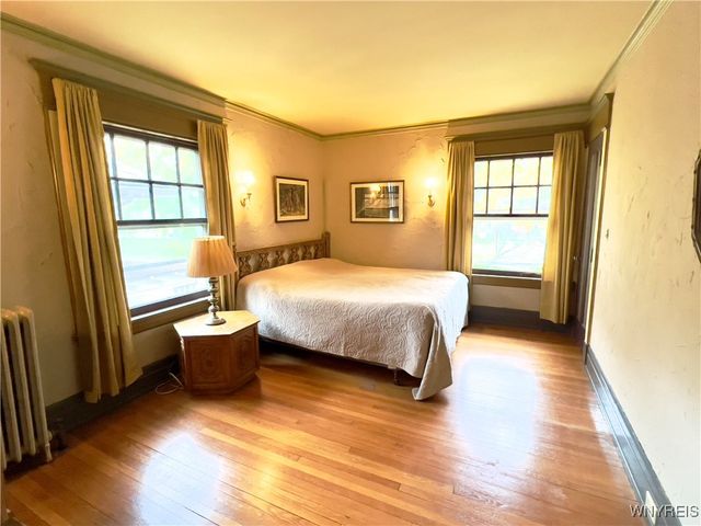 189 Bidwell Parkway, Buffalo, NY 14222