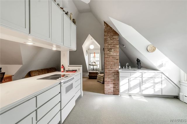 189 Bidwell Parkway, Buffalo, NY 14222