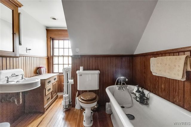 189 Bidwell Parkway, Buffalo, NY 14222