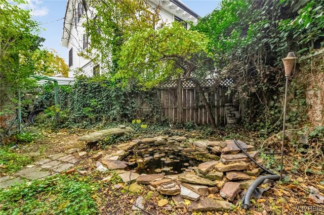 189 Bidwell Parkway, Buffalo, NY 14222