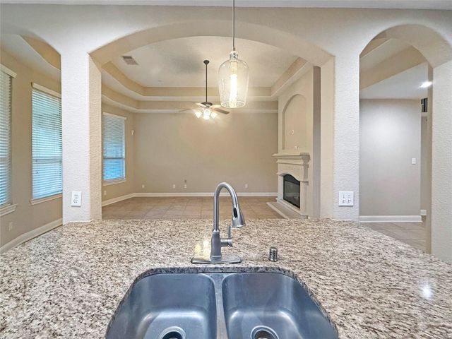 110 N Pinto Point Circle, Spring, TX 77389