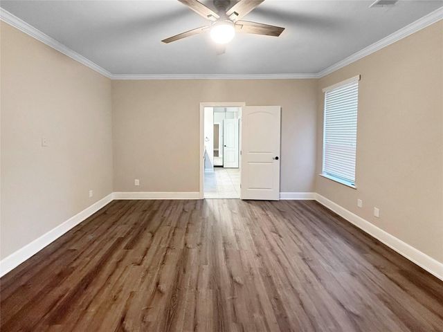 110 N Pinto Point Circle, Spring, TX 77389