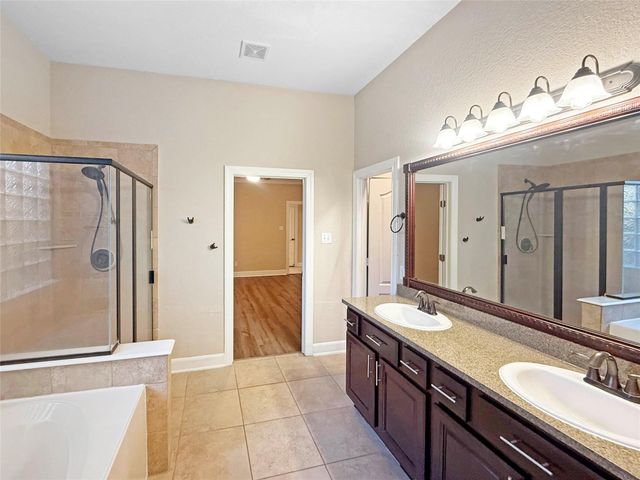 110 N Pinto Point Circle, Spring, TX 77389