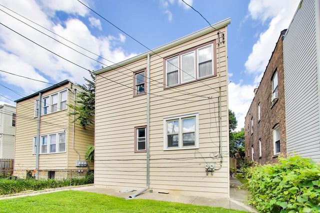 6718 N Campbell Avenue, Chicago, IL 60645