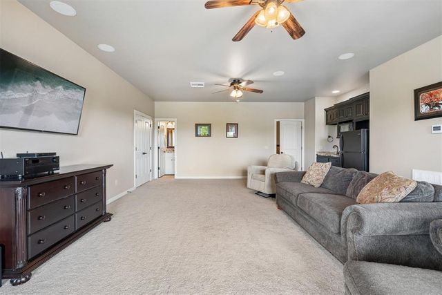 16816 Little Leaf Lane, Edmond, OK 73012