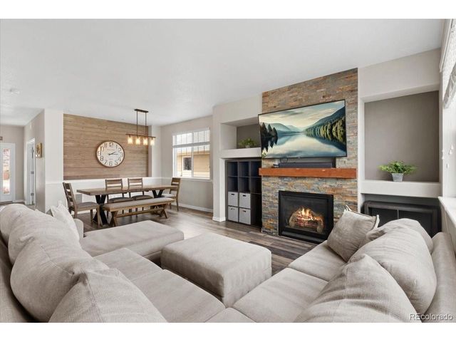 1906 Charbray Pt, Castle Rock, CO 80108