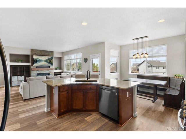 1906 Charbray Pt, Castle Rock, CO 80108