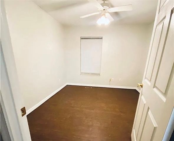1600 E 5th Street, Fayetteville, AR 72701