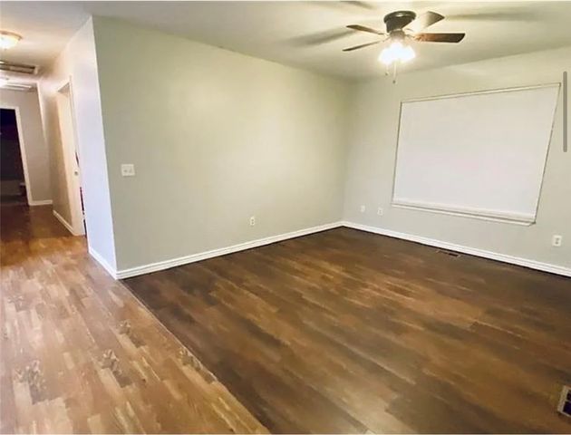 1600 E 5th Street, Fayetteville, AR 72701