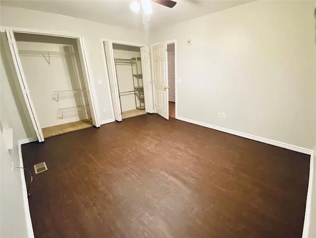 1600 E 5th Street, Fayetteville, AR 72701