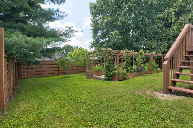 129 Swiss Stone Way, Mt Sterling, KY 40353