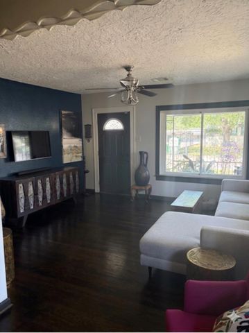 610 Northwood Street, Houston, TX 77009