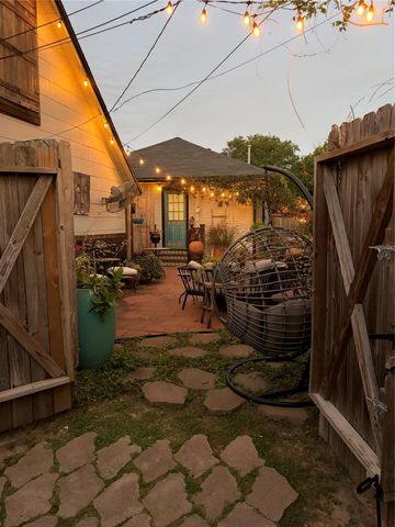 610 Northwood Street, Houston, TX 77009