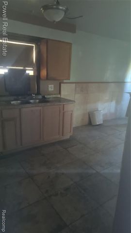 12622 Gunston Street, Detroit, MI 48205