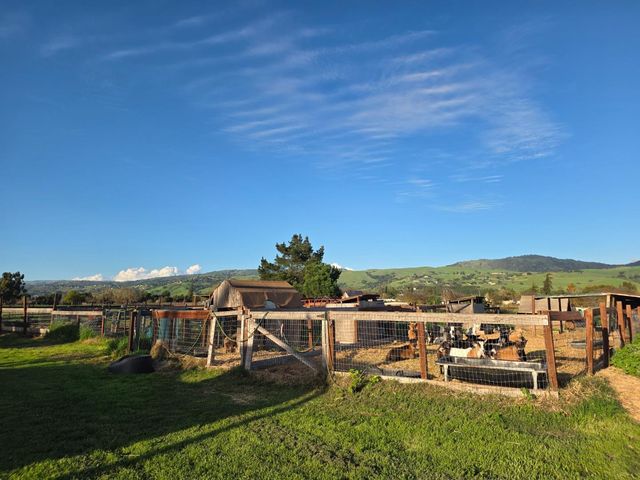 14200 Sycamore Avenue, San Martin, CA 95046