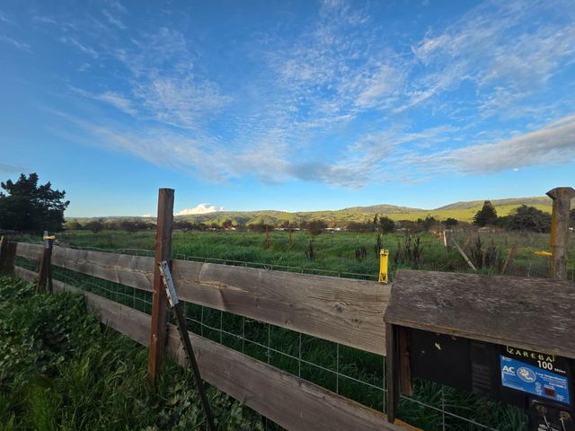 14200 Sycamore Avenue, San Martin, CA 95046