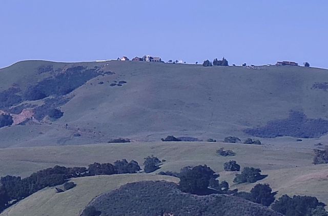 14200 Sycamore Avenue, San Martin, CA 95046