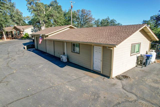 19650 Russell Lane, Cottonwood, CA 96022