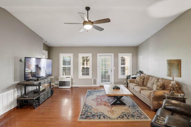 19650 Russell Lane, Cottonwood, CA 96022