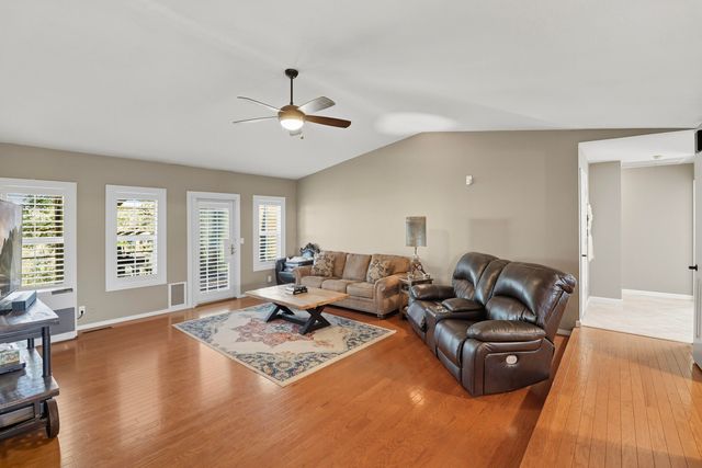 19650 Russell Lane, Cottonwood, CA 96022