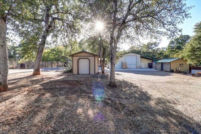 19650 Russell Lane, Cottonwood, CA 96022