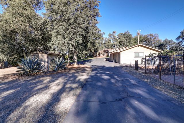 19650 Russell Lane, Cottonwood, CA 96022