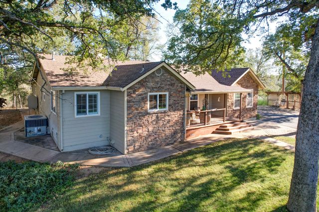 19650 Russell Lane, Cottonwood, CA 96022