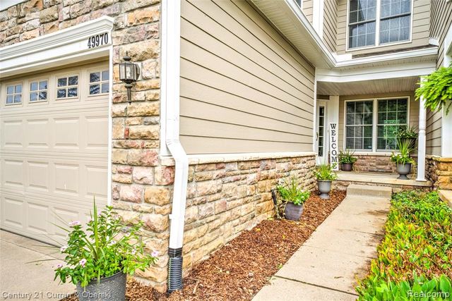 49970 Blackberry Trail, Novi, MI 48374