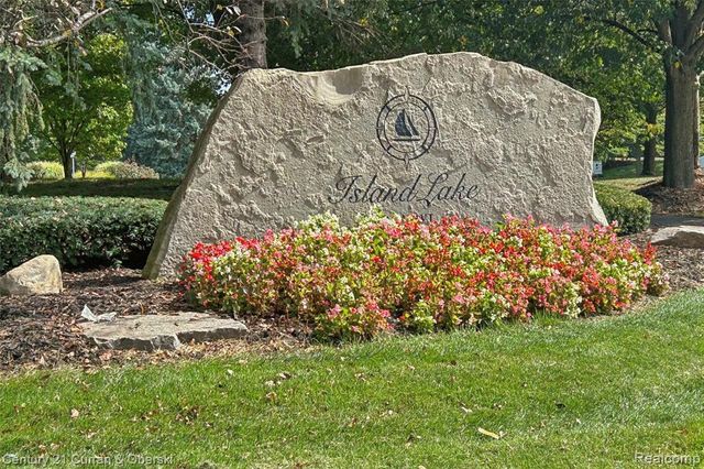 49970 Blackberry Trail, Novi, MI 48374