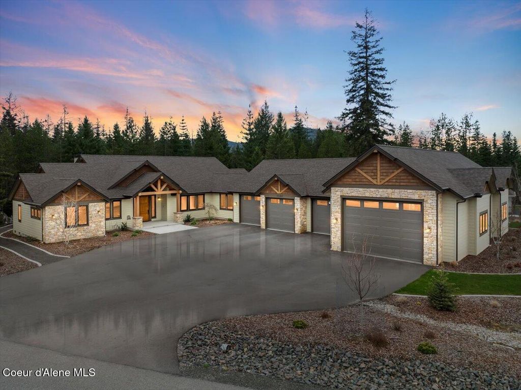 3544 E WINRAY DR, Hayden, ID 83835