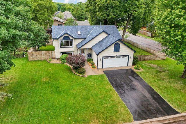 2991 Ontario Road, Little Canada, MN 55117