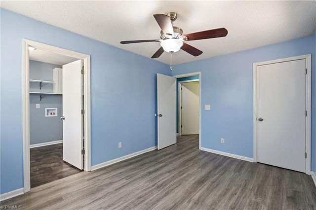 3712 Old 52 Road, Pinnacle, NC 27043