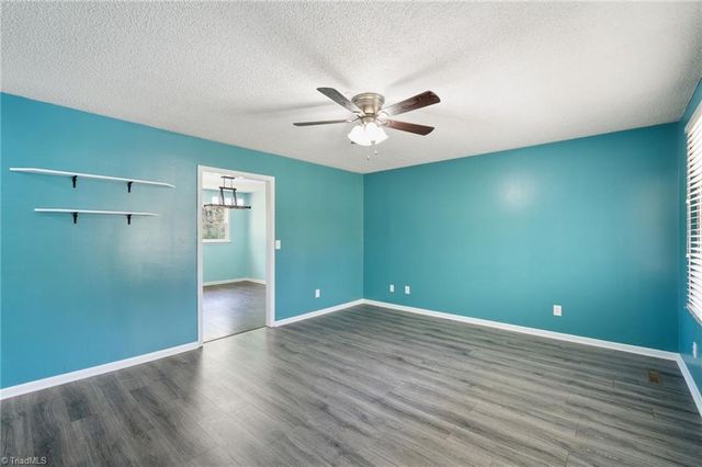 3712 Old 52 Road, Pinnacle, NC 27043