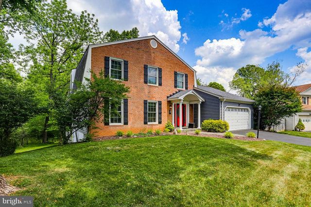 8 BOULDERCREST CT, Rockville, MD 20850