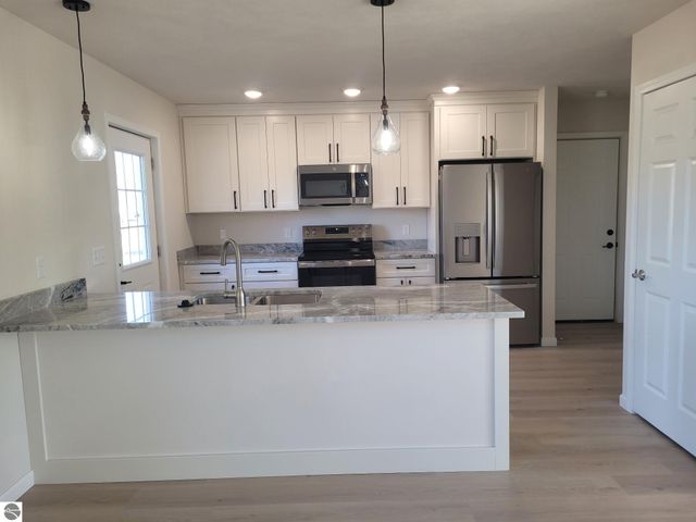 1645 Abbey Court, Mt Pleasant, MI 48858