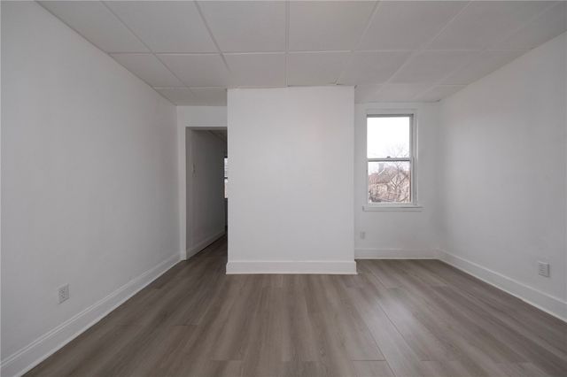 108 Margaret St, Mckees Rocks, PA 15136