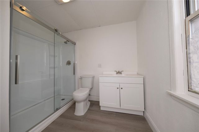 108 Margaret St, Mckees Rocks, PA 15136