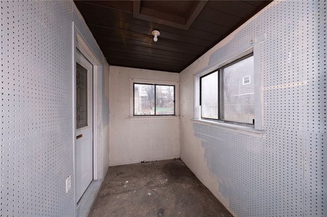 108 Margaret St, Mckees Rocks, PA 15136