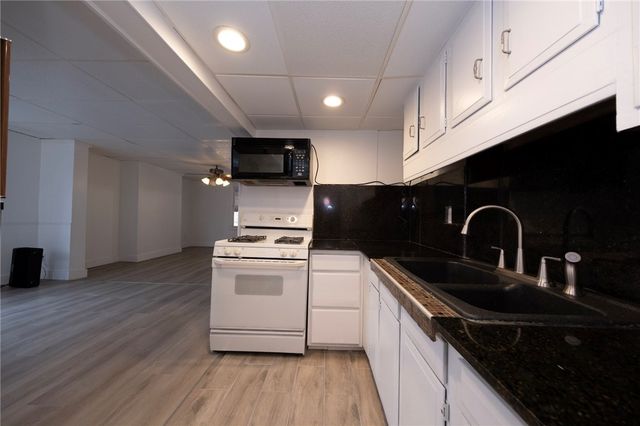 108 Margaret St, Mckees Rocks, PA 15136