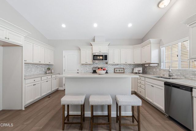 1691 Tapo Street, Simi Valley, CA 93063