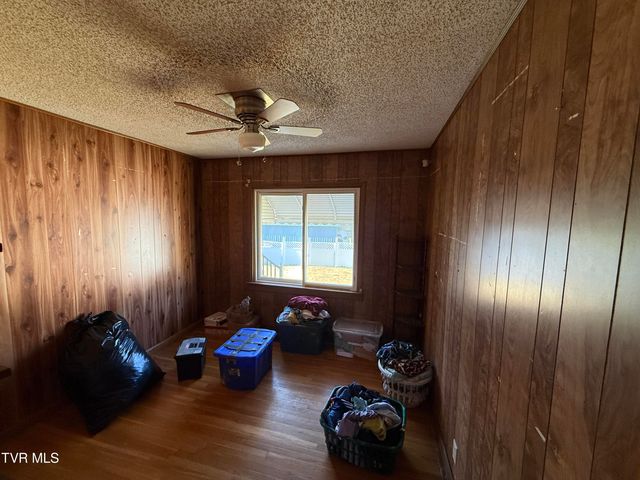 116 Magnolia Avenue, Bulls Gap, TN 37711