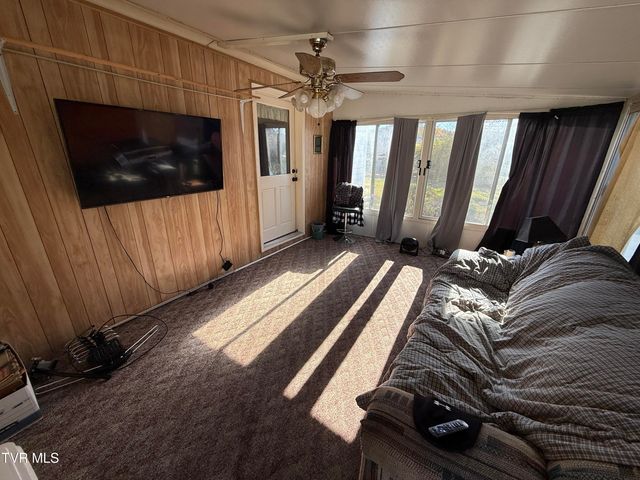 116 Magnolia Avenue, Bulls Gap, TN 37711