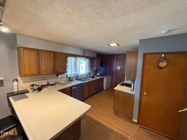 116 Magnolia Avenue, Bulls Gap, TN 37711