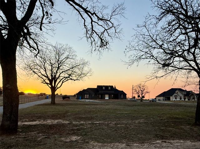 1365 Old Decatur Road, Decatur, TX 76234