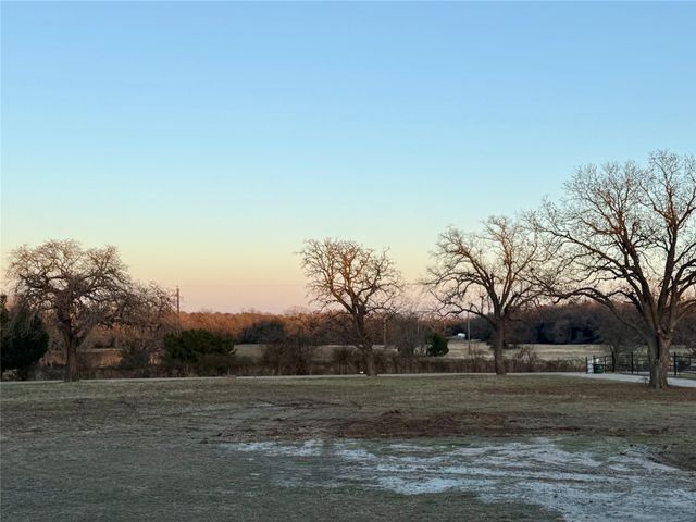 1365 Old Decatur Road, Decatur, TX 76234